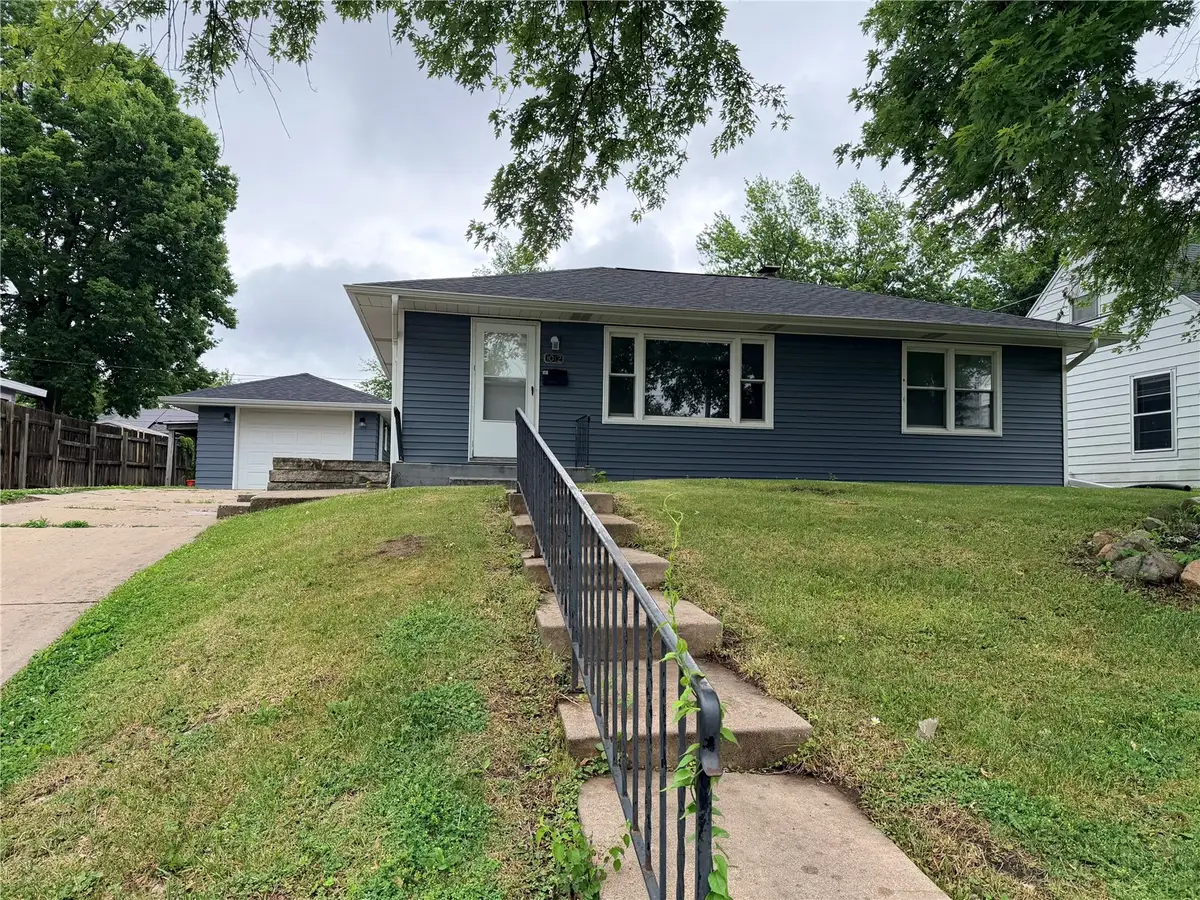 1012 30th Street Se, Cedar Rapids, IA 52403 - #1