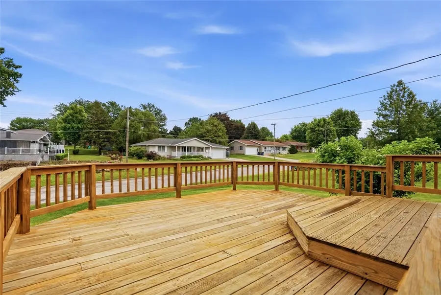 101 Country Club Drive, Vinton, IA 52349 - #3