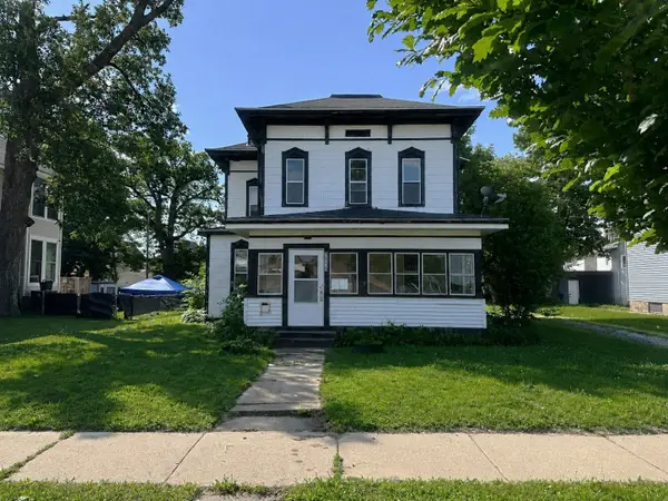 1515 B Ave Ne, Cedar Rapids, IA 52402