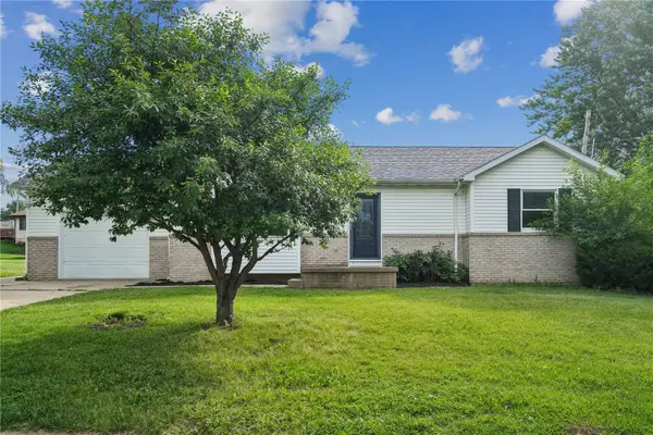1510 North Drive, Ely, IA 52227