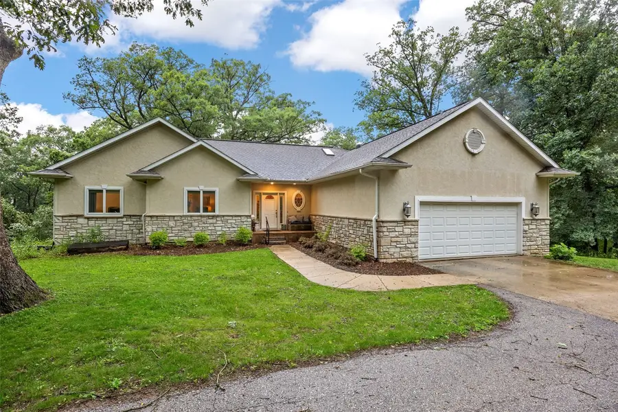 4020 Riverview Lane Ne, Iowa City, IA 52240 - #2