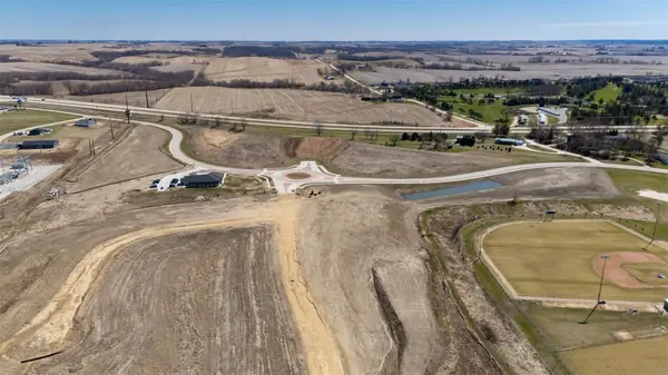 Lot 8B Old Dubuque Road, Anamosa, IA 52205