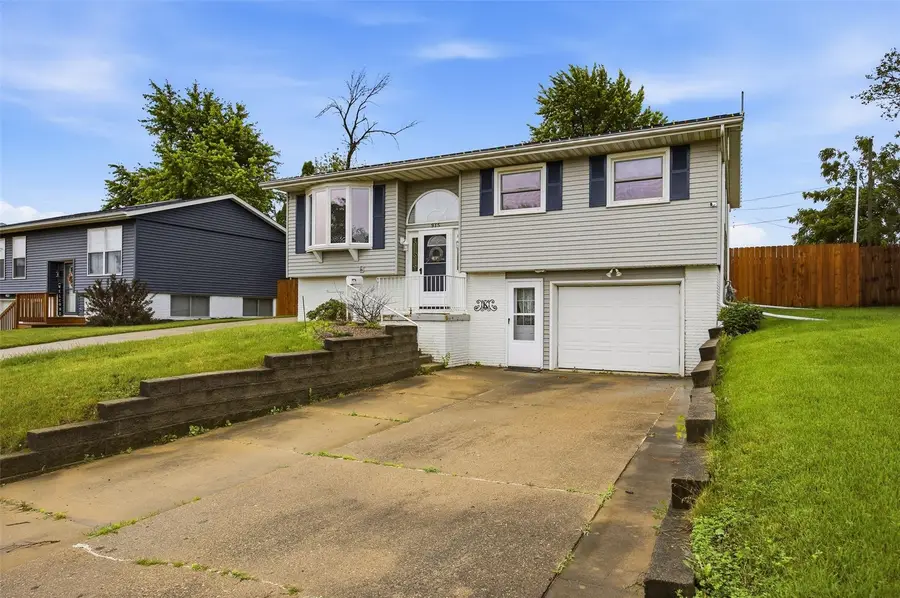 915 Krumboltz Drive, Marion, IA 52302 - #2