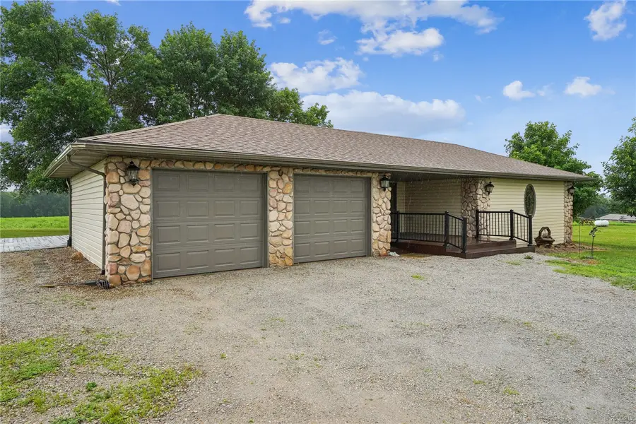 2666 50th St Dr, Brandon, IA 52210 - #2