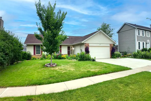 6820 Boulder Drive Nw, Cedar Rapids, IA 52405