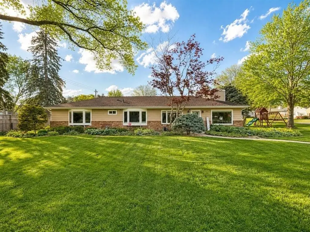 1310 Lilac Lane, Cedar Falls, IA 50613 - #1