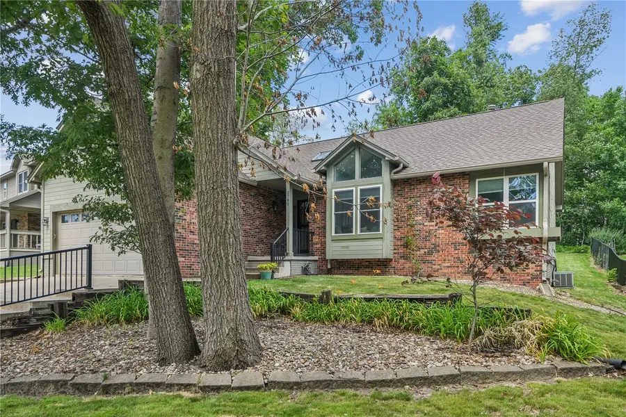 3740 Old Orchard Road Ne, Cedar Rapids, IA 52402 - #3