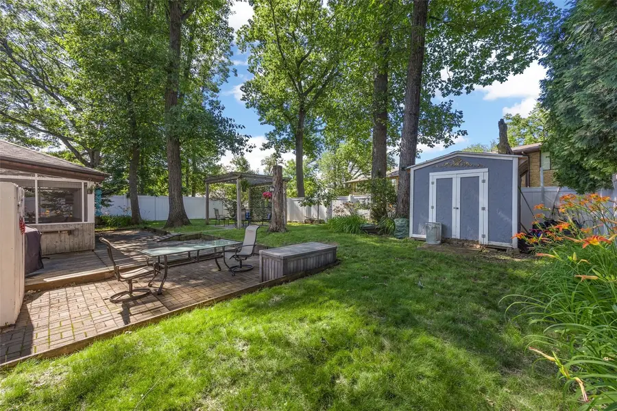 2023 Sandalwood Drive Ne, Cedar Rapids, IA 52402 - #2
