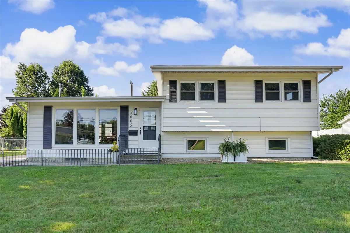 2605 1st Avenue, Marion, IA 52302 - #1