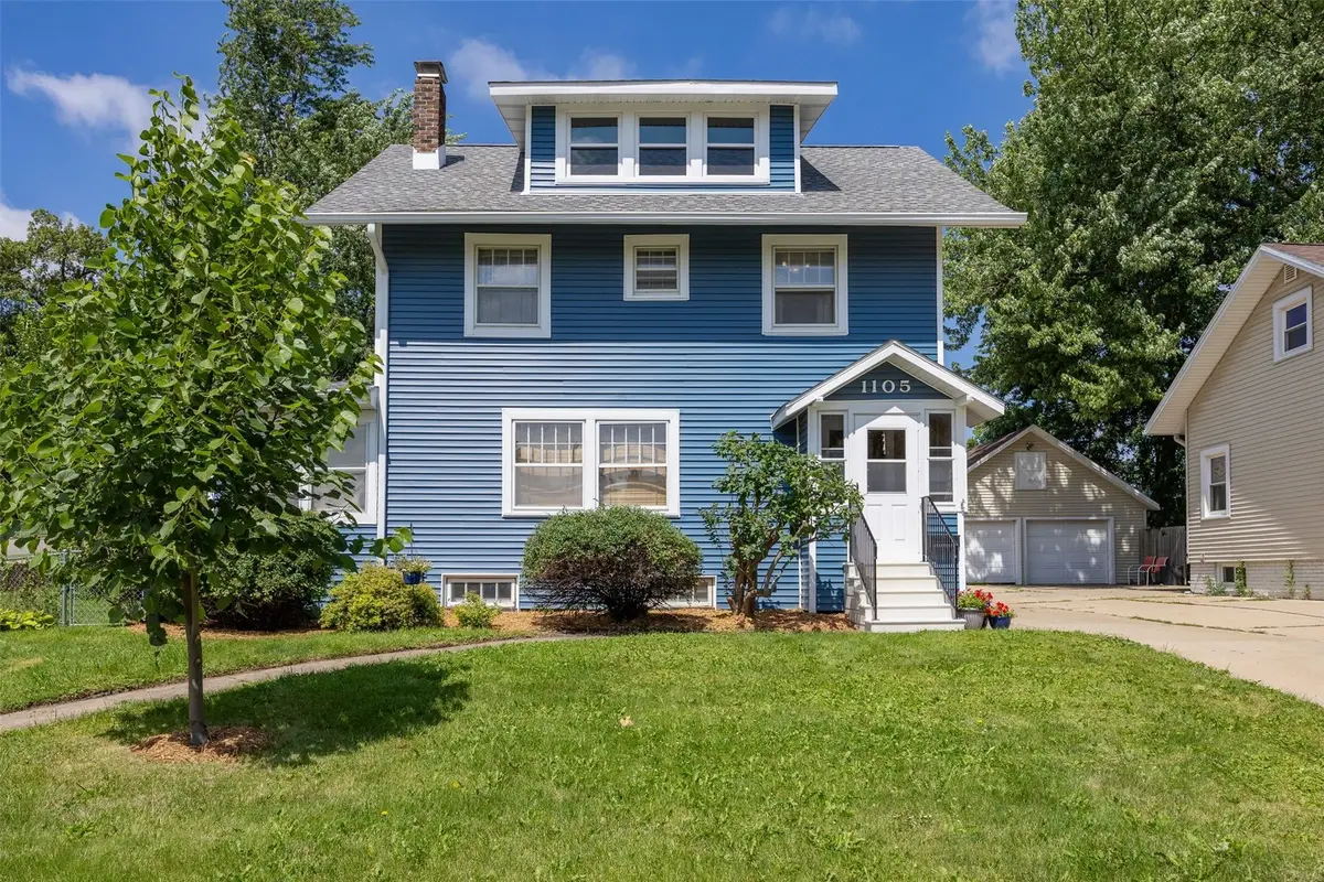 1105 Maplewood Drive Ne, Cedar Rapids, IA 52402 - #1