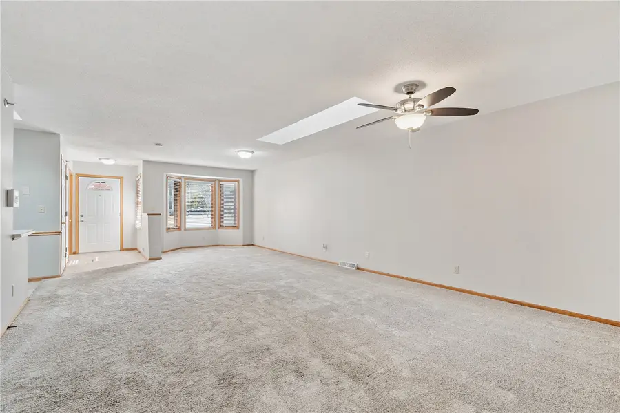 140 35th St Dr Se #3, Cedar Rapids, IA 52403 - #2