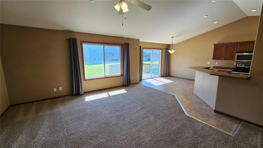 1975 49th Street, Marion, IA 52302 - #3