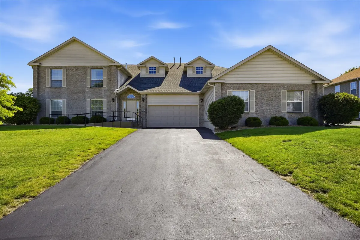 4730 Westchester Drive Ne #C, Cedar Rapids, IA 52402 - #1