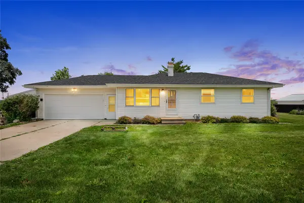7800 Wieneke Circle, Cedar Rapids, IA 52404