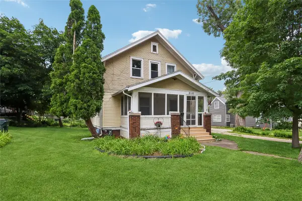 2610 2nd Avenue Se, Cedar Rapids, IA 52403