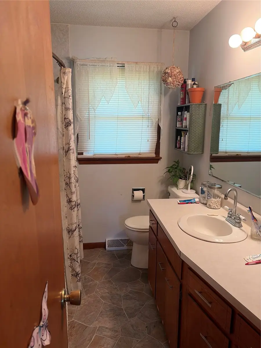 2125 Richard Drive Ne, Cedar Rapids, IA 52402 - #3