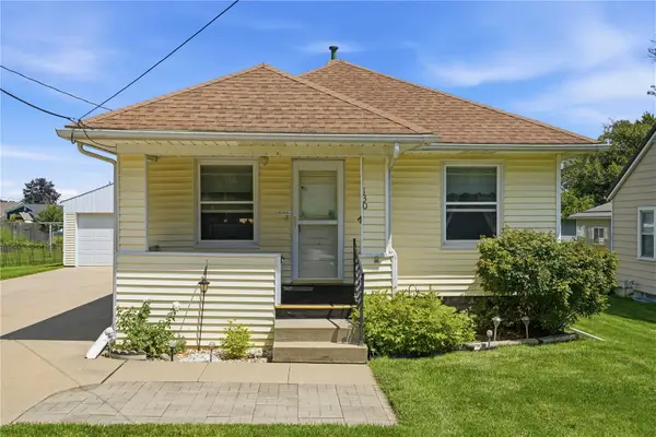130 29th Avenue Sw, Cedar Rapids, IA 52404