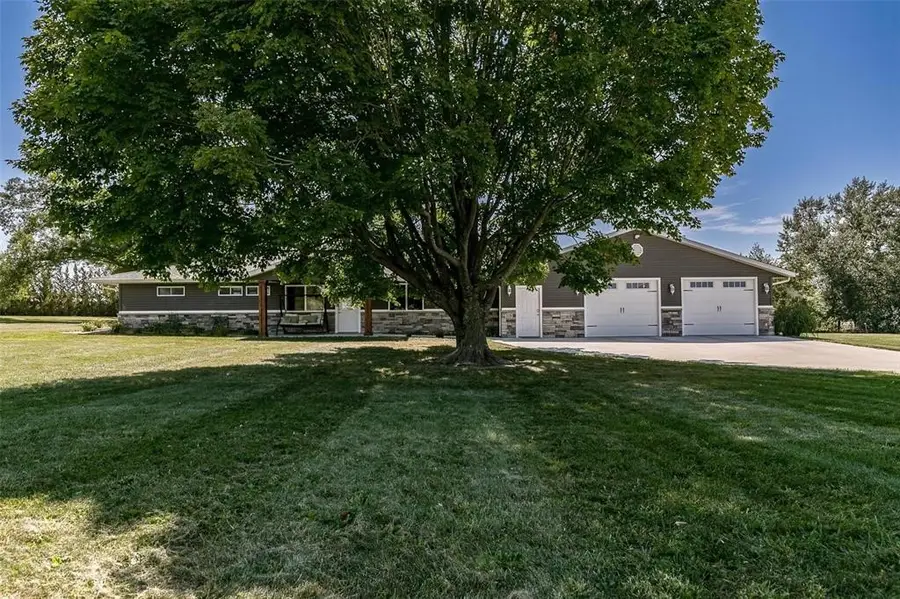 2129 Echo Hill Road, Marion, IA 52302 - #2