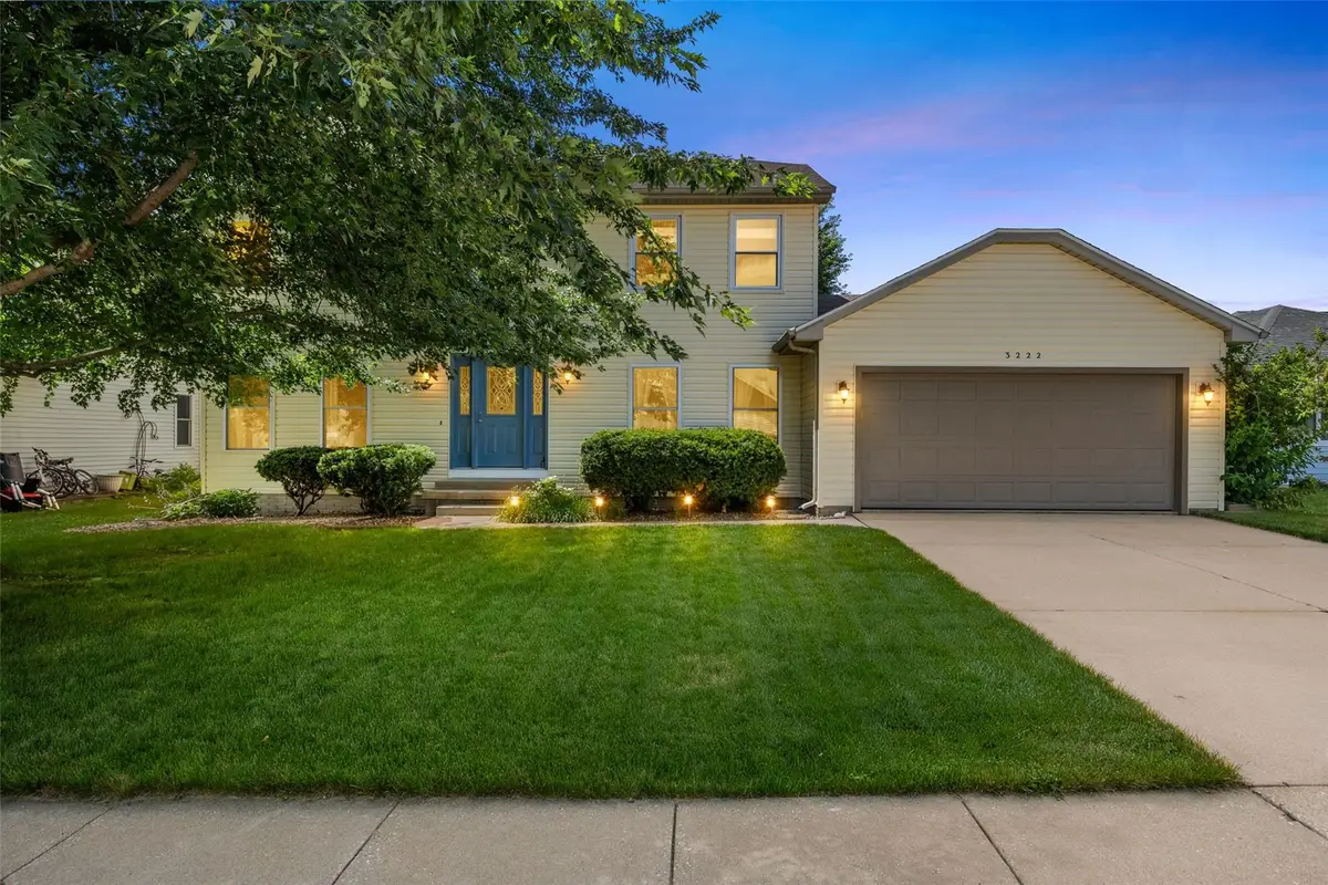 3222 6th Street, Marion, IA 52302 - #1