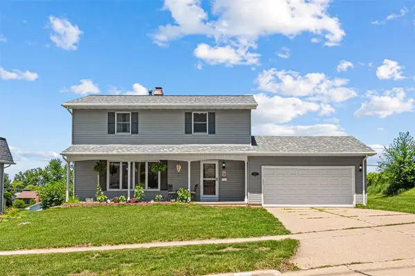 2620 Brookland Drive Ne, Cedar Rapids, IA 52402