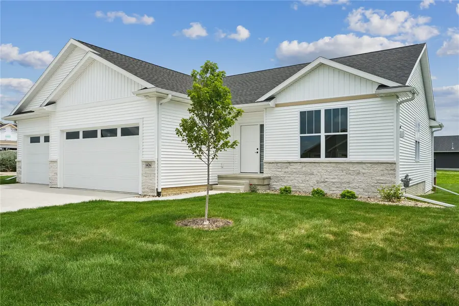 1426 Echo Ridge Ln, Marion, IA 52302 - #2