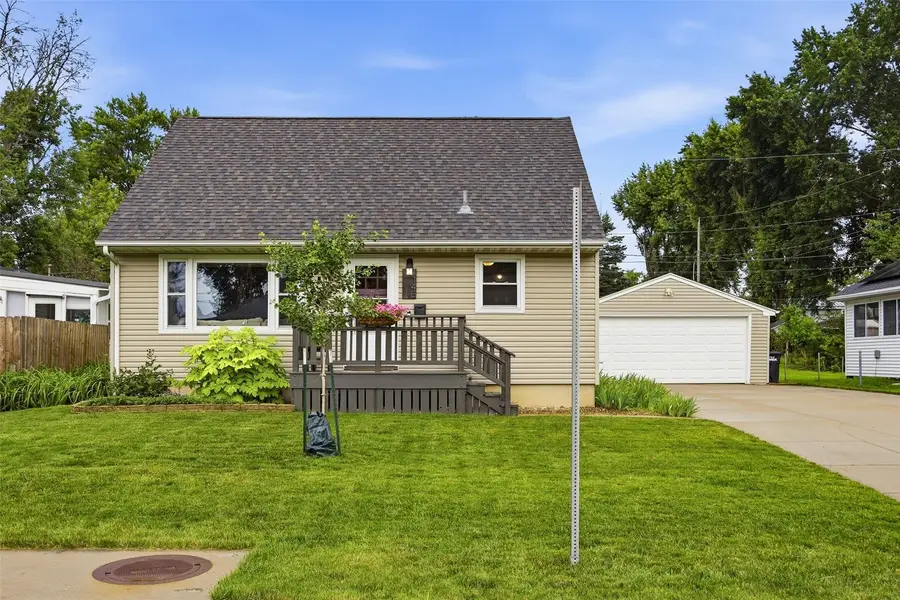 1145 A Avenue, Marion, IA 52302 - #2