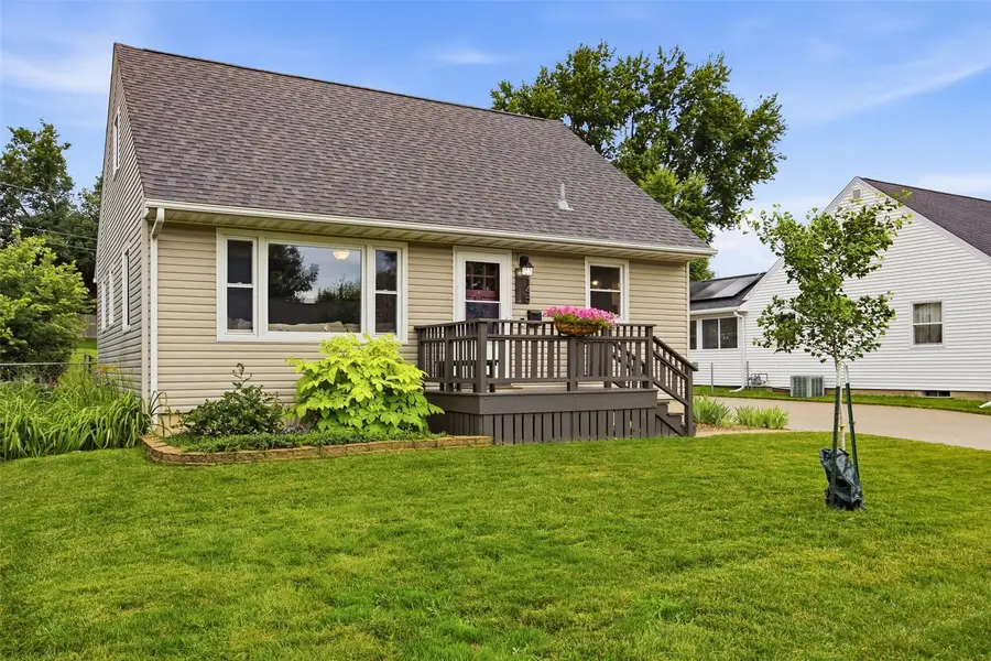 1145 A Avenue, Marion, IA 52302 - #3