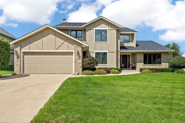 3120 Falcon Drive Ne, Cedar Rapids, IA 52402