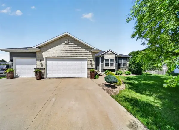 168 Free Bird Court, Palo, IA 52324