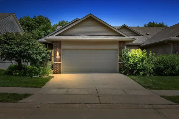 118 Broadmoor Lane, Iowa City, IA 52245