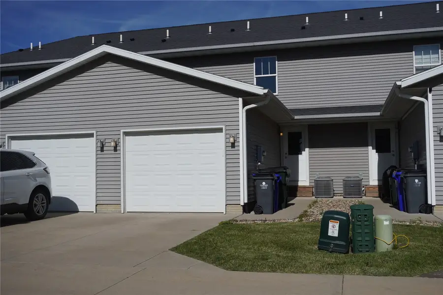 2208 Tranquil Court Nw, Cedar Rapids, IA 52405 - #3