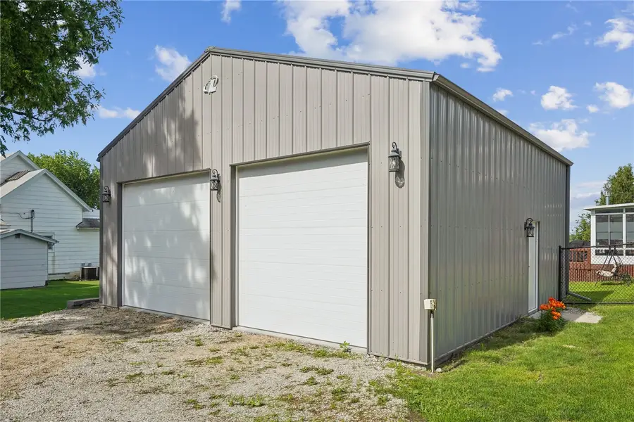 110 3rd St, Watkins, IA 52354 - #3