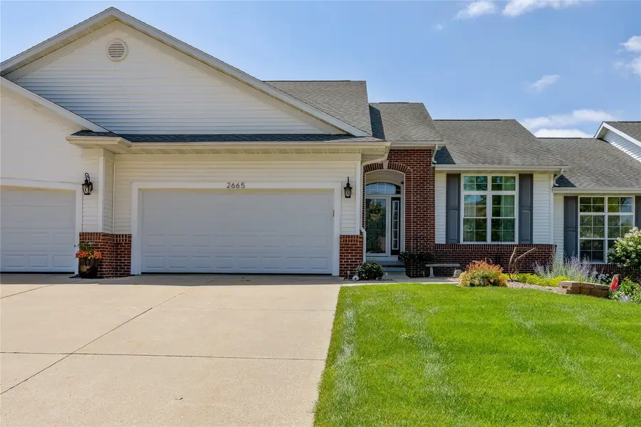2665 Hunter's Ridge Road, Marion, IA 52302 - #2