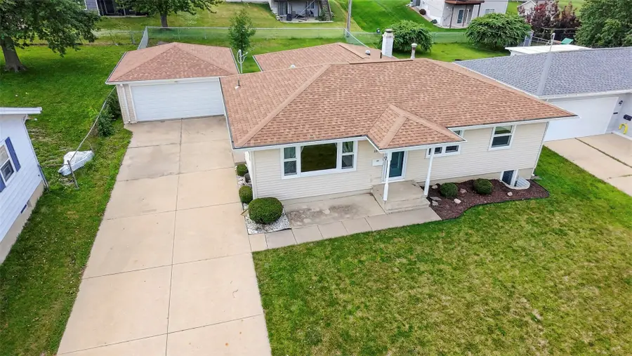 2512 Mallory Street Sw, Cedar Rapids, IA 52404 - #3