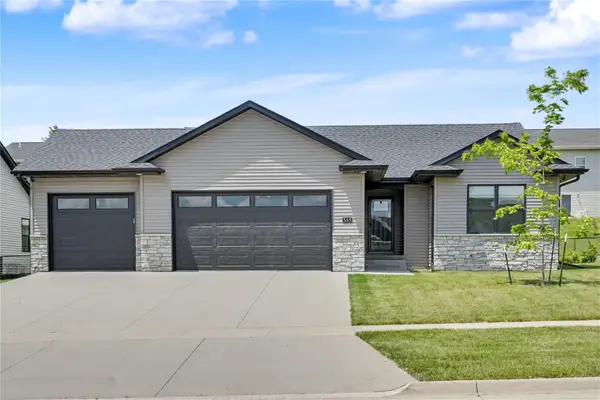 565 Dakota Ave, Tiffin, IA 52340