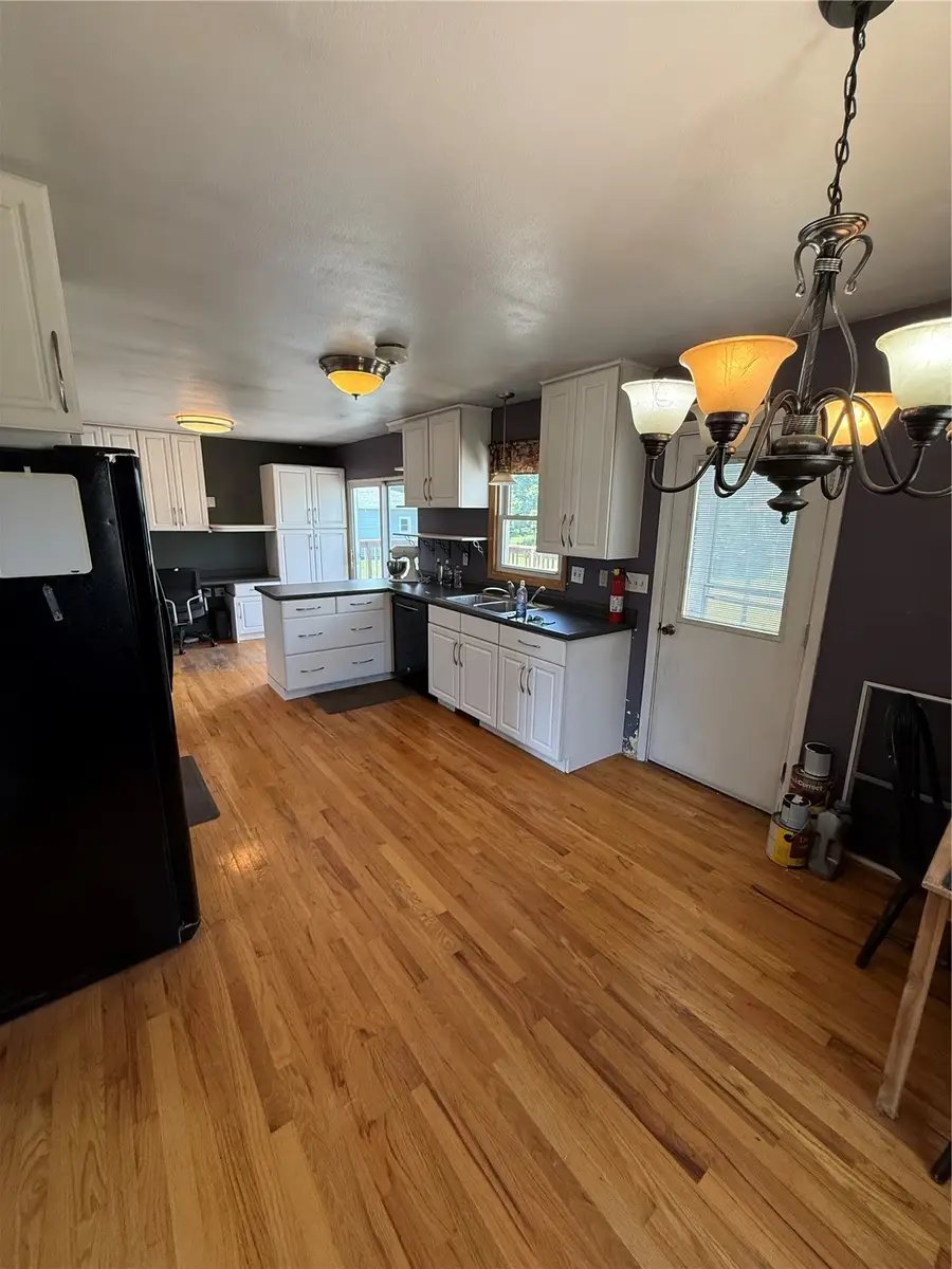 102 27th Ave Drive Sw, Cedar Rapids, IA 52404 - #2