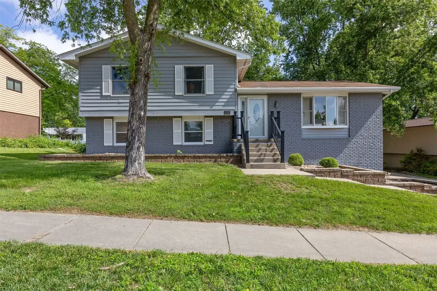 131 Penfro Drive, Iowa City, IA 52246 - #2