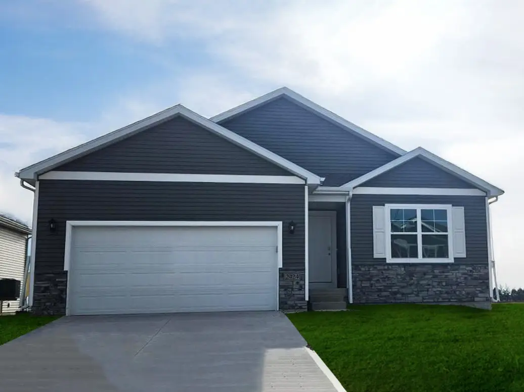 3485 Craven Drive, Coralville, IA 52241 - #1