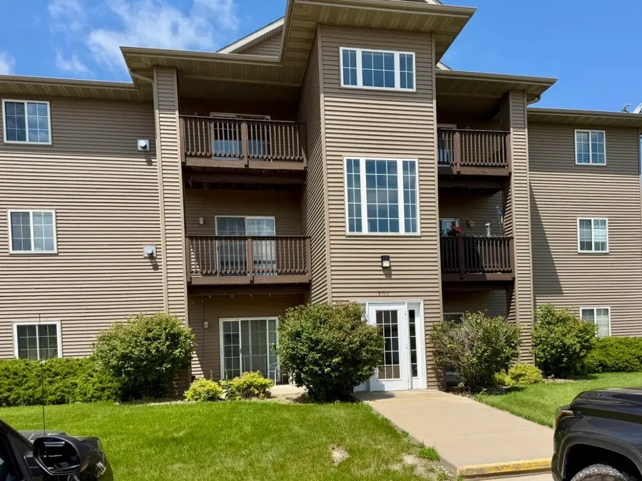 505 Penn Court #3, North Liberty, IA 52317 - #3