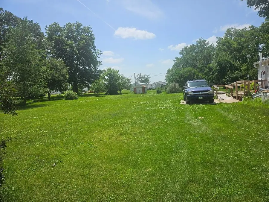 616 5th Avenue, Belle Plaine, IA 52208 - #3