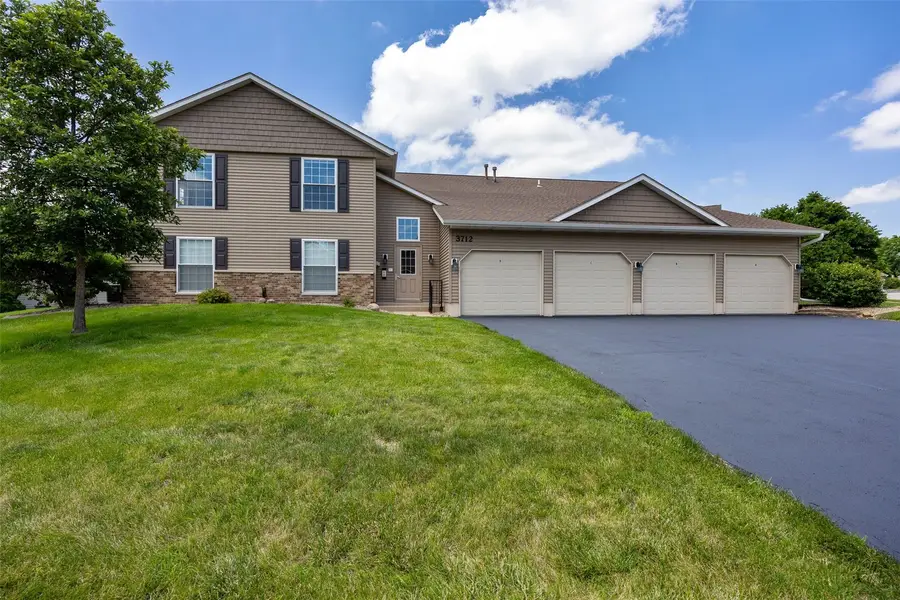 3712 Foxborough Terrace Ne #D, Cedar Rapids, IA 52402 - #2