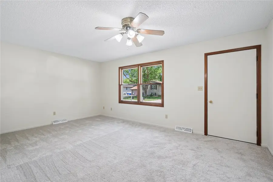 65 Birch Court, North Liberty, IA 52317 - #3