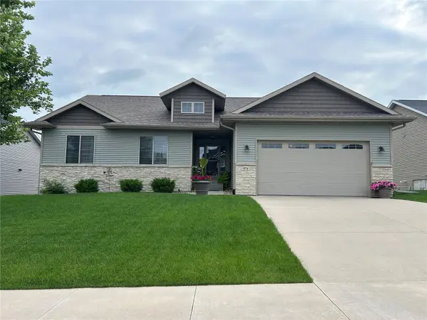 571 Doe Avenue, Tiffin, IA 52340