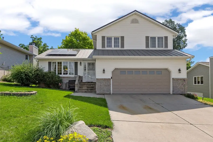1711 Hamer Nw, Cedar Rapids, IA 52405 - #2