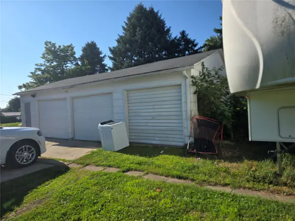 202 15th Street, Belle Plaine, IA 52208