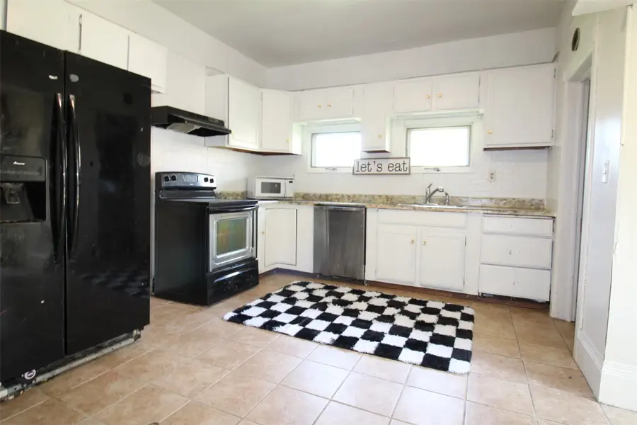 222 W 5th Street, Tipton, IA 52772 - #3