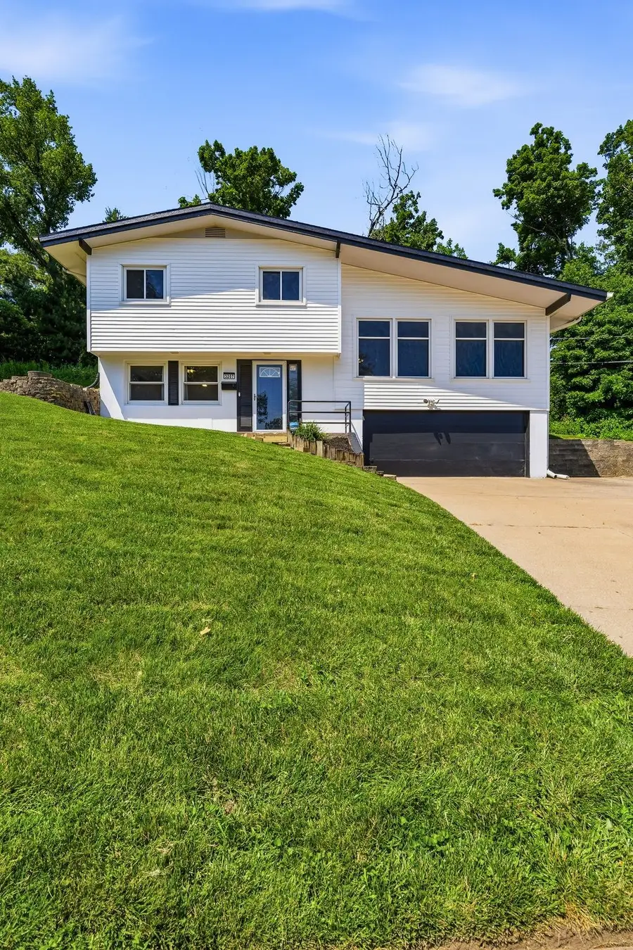 3207 Rosewood Court Ne, Cedar Rapids, IA 52402 - #2