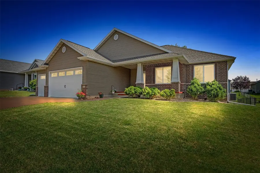 470 Oak Park Circle, Marion, IA 52302 - #3