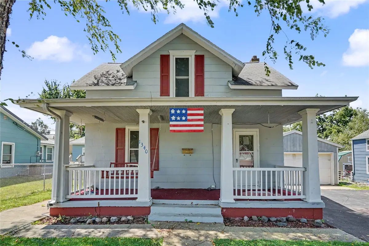 1340 8th Street, Marion, IA 52302 - #1