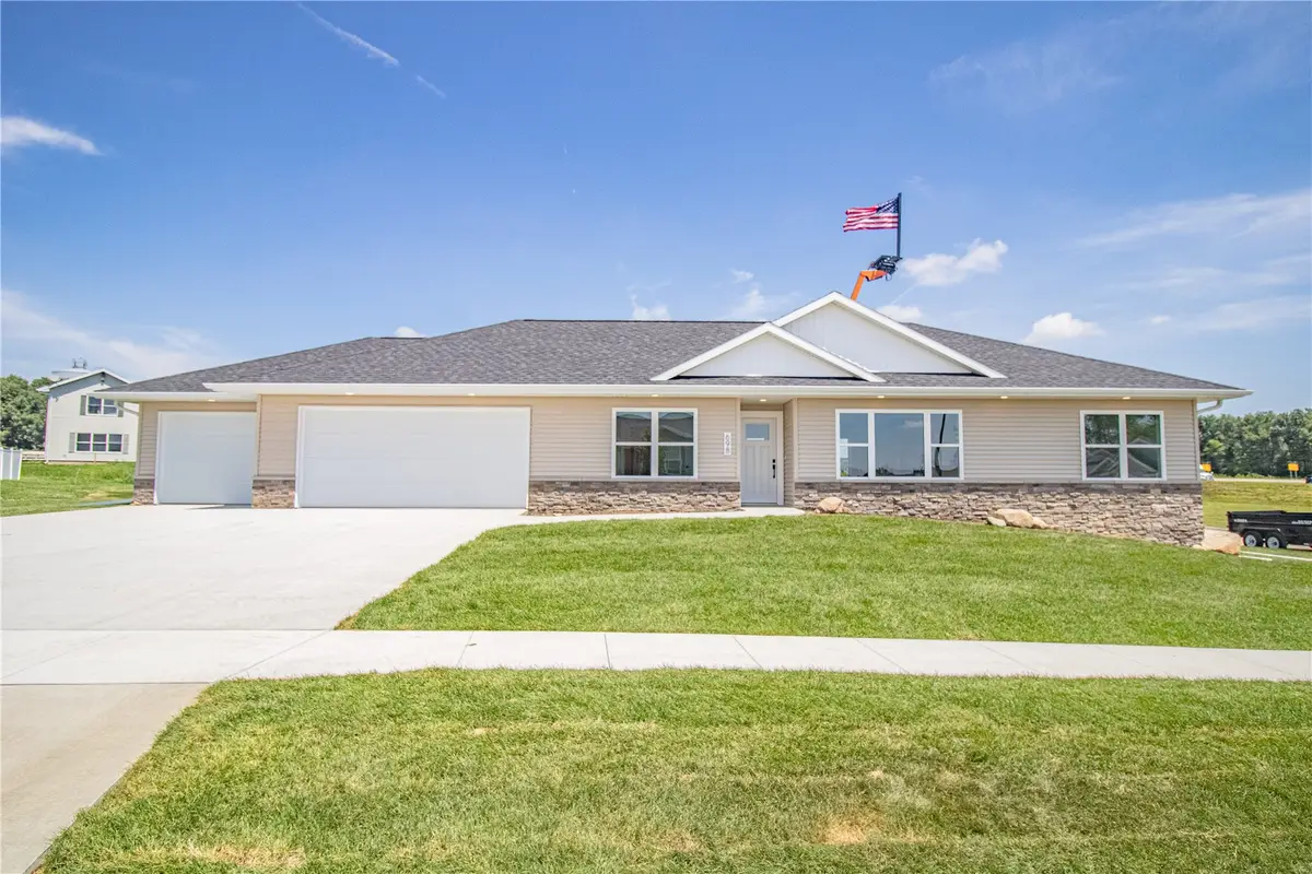 698 Wild Pine Court, Springville, IA 52336 - #1